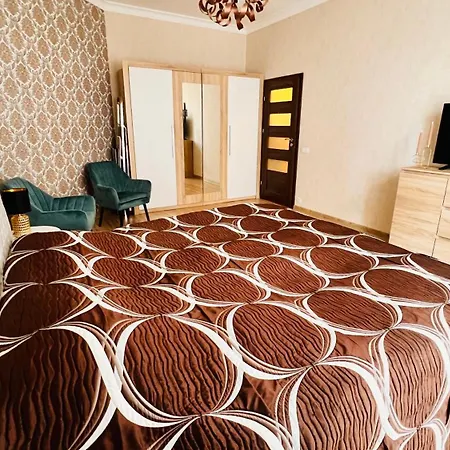 Jurincom Deluxe Apartment